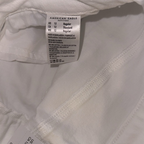 American Eagle Mom Jean - Picture 7 of 10